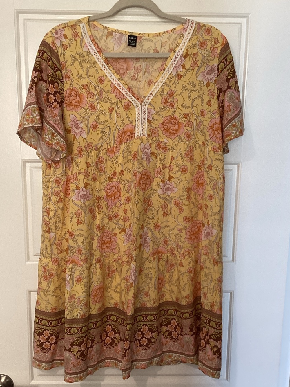 SHEIN Yellow Floral V-Neck Boho mini dress baby doll with Lace Trim